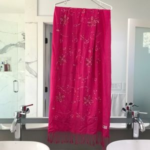 Pashmina scarf with decor